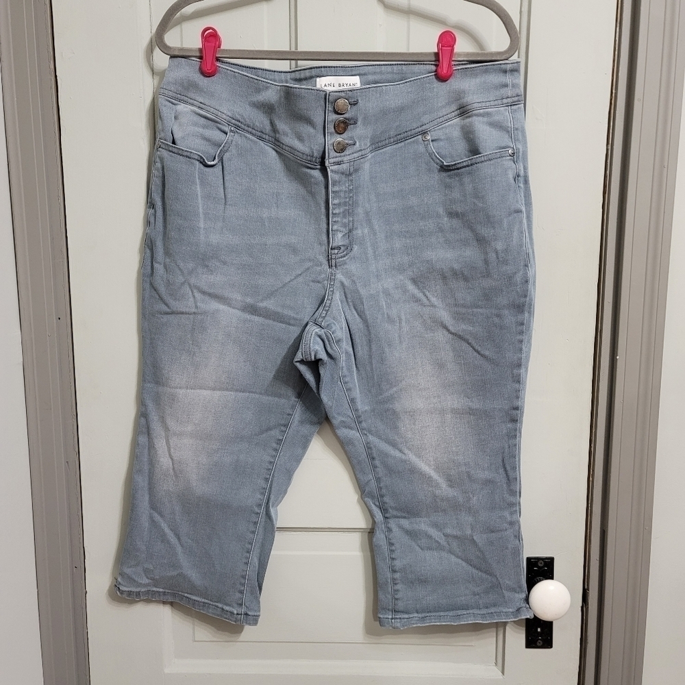 Lane Bryant 3-Button High-Rise Pedal / Crop Jegging - Dusty Light Blue - size 18